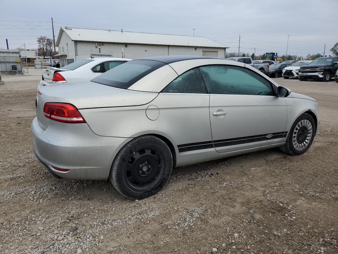 Image 3 of 2012 VOLKSWAGEN EOS LUX 2012 with VIN WVWFW7AH9CV005890