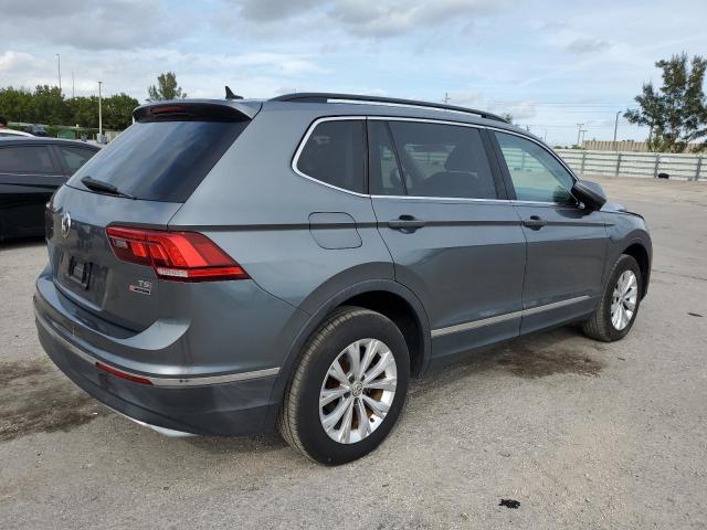 Image 3 of 2018 VOLKSWAGEN TIGUAN SE 2018 with VIN 3VV2B7AX6JM103110
