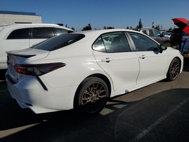 Obraz 3 z 2023 TOYOTA CAMRY SE NIGHT SHADE 2023 z VIN 4T1G31AK4PU046909