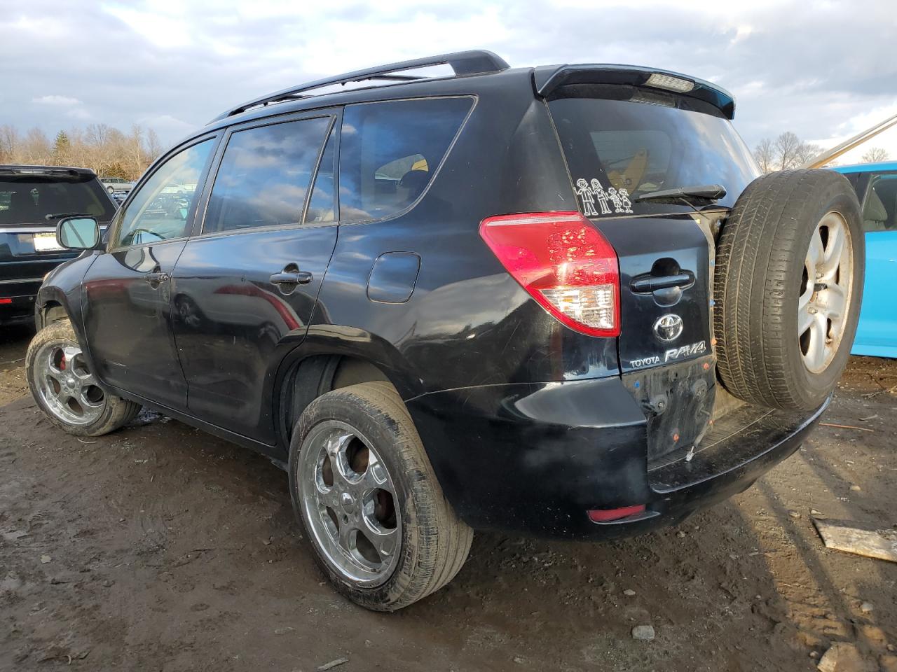 Image 2 of 2008 TOYOTA RAV4  2008 with VIN JTMZD35V685079710
