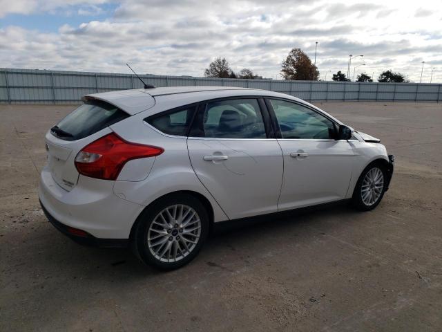 Image 3 of 2014 FORD FOCUS TITANIUM 2014 with VIN 1FADP3N26EL168813