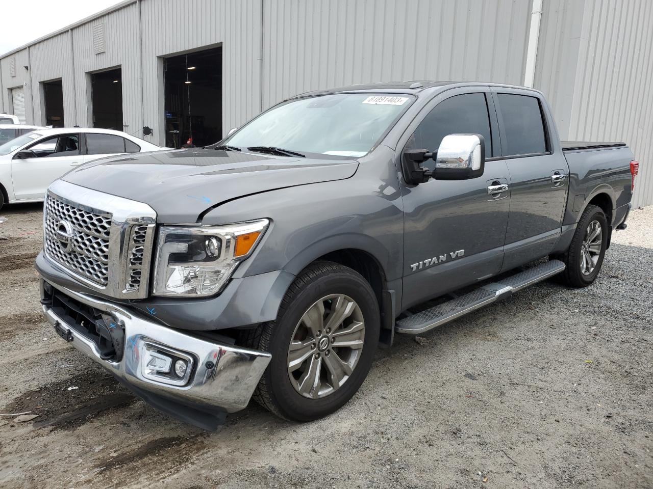 Изображение 2019 NISSAN TITAN PLATINUM RESERVE 2019