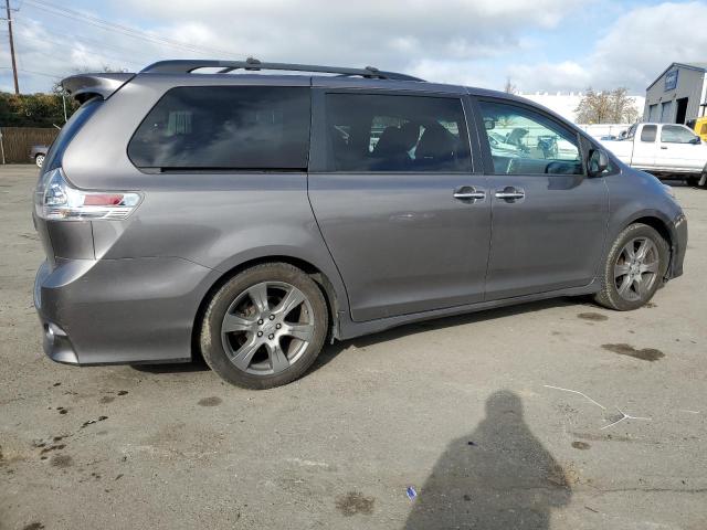 Obraz 3 z 2017 TOYOTA SIENNA SE 2017 z VIN 5TDXZ3DC8HS797567