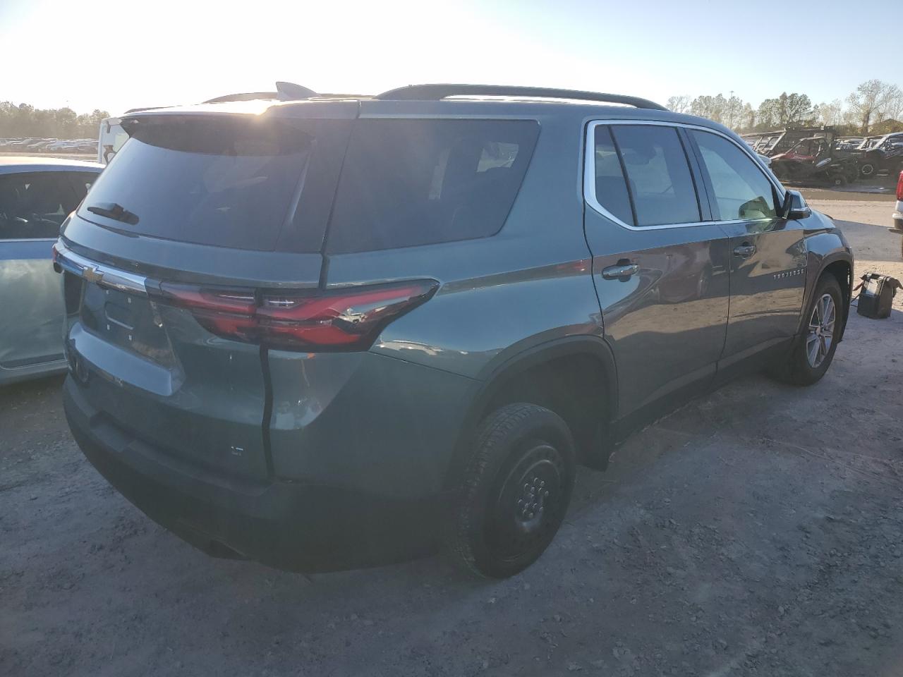 Изображение 3 2023 CHEVROLET TRAVERSE LT 2023 с VIN 1GNEVGKW2PJ195791