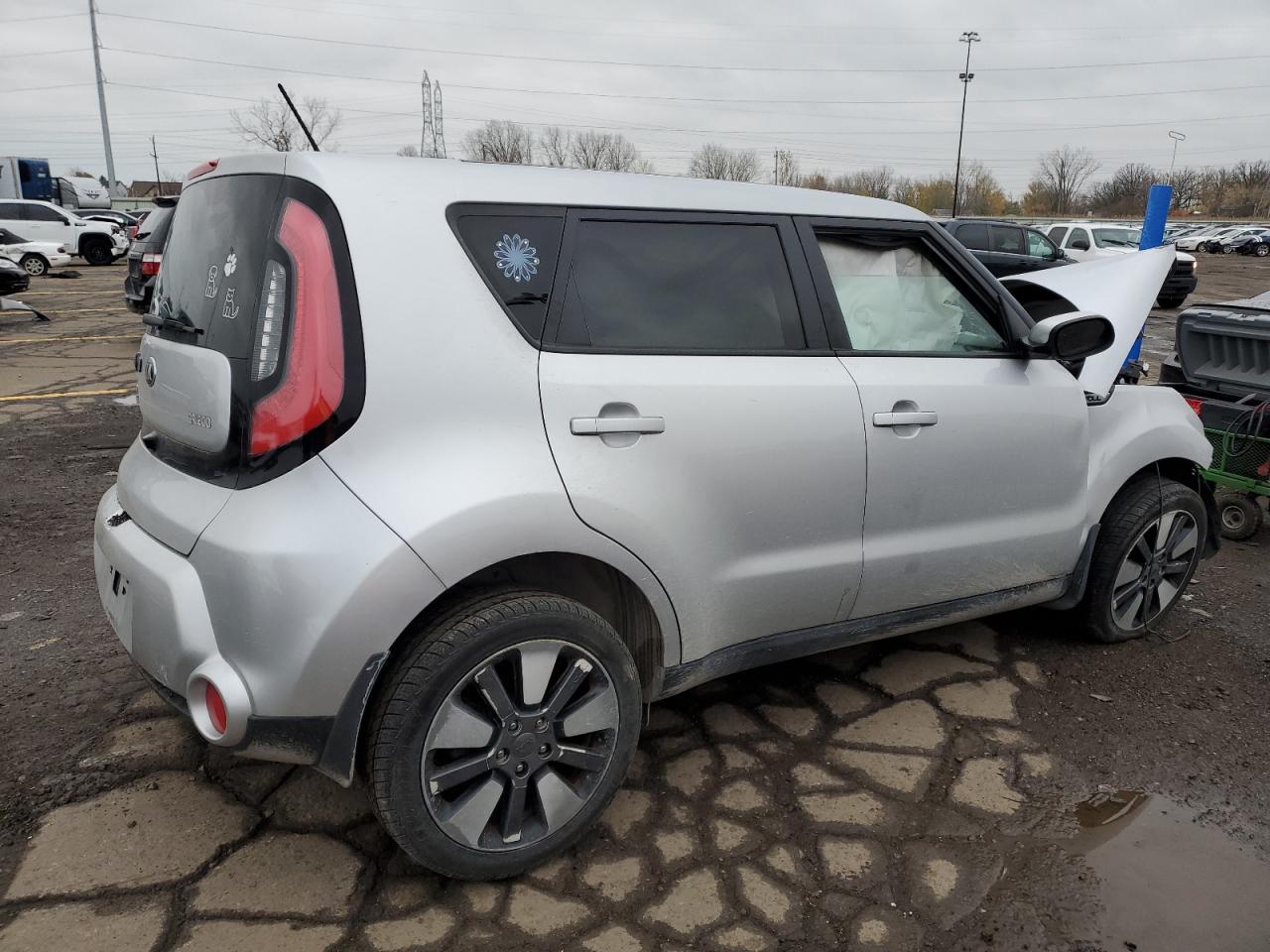 Image 3 of 2014 KIA SOUL ! 2014 with VIN KNDJX3A57E7732782