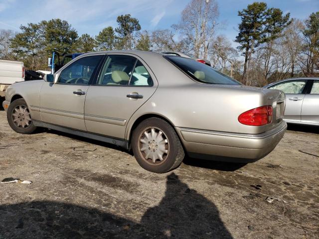 Obraz 2 z 1998 MERCEDES-BENZ E 320 1998 z VIN WDBJF65F1WA599589