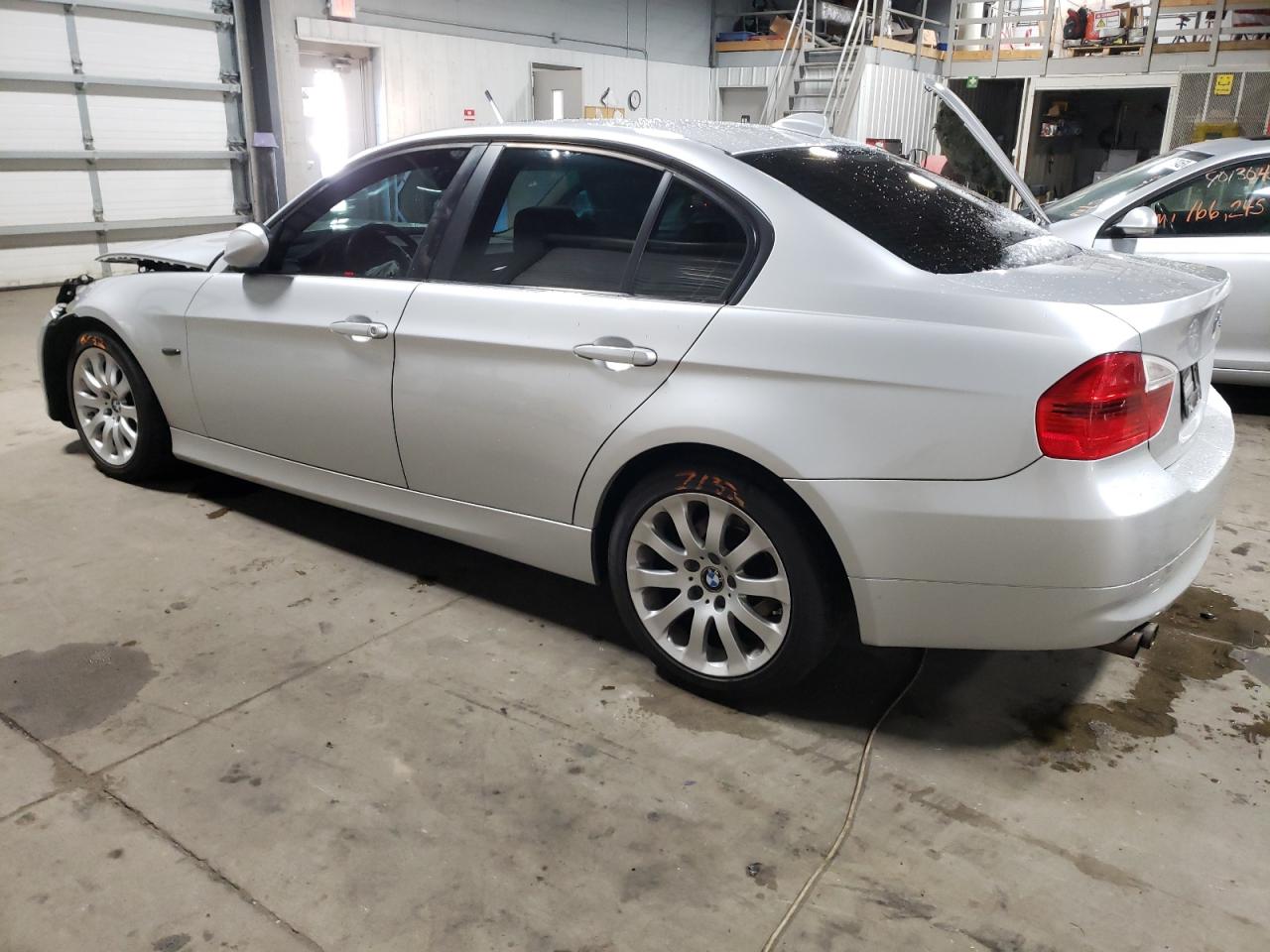 Изображение 2 2007 BMW 328 XI 2007 с VIN WBAVC93587K035244