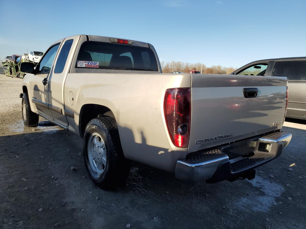Изображение 2 2004 GMC CANYON  2004 с VIN 1GTCS196348125635