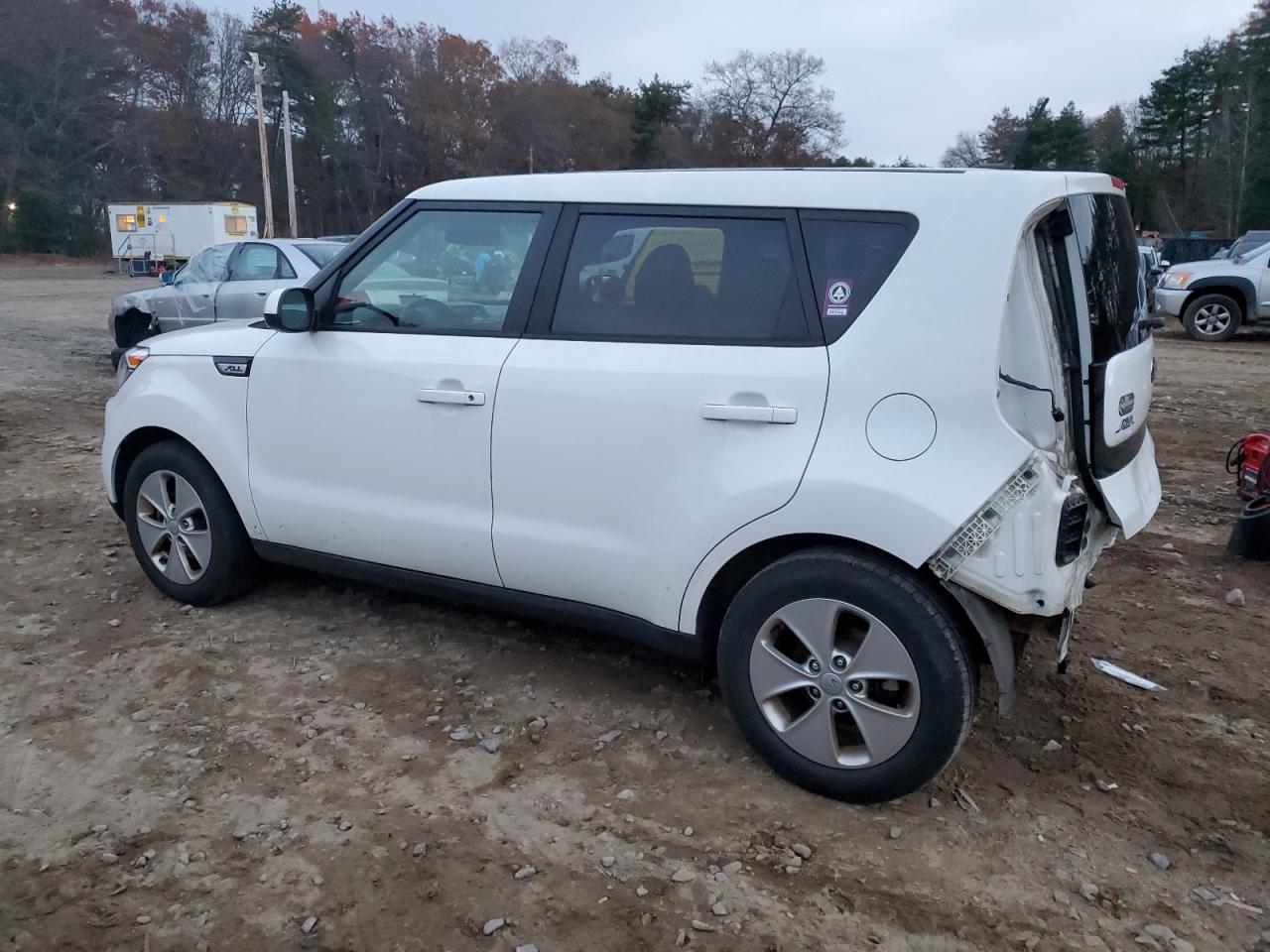 Image 2 of 2016 KIA SOUL  2016 with VIN KNDJN2A27G7260401