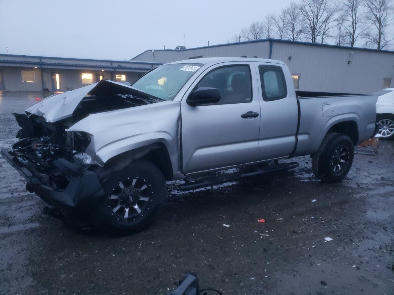 Изображение 1 2017 TOYOTA TACOMA ACCESS CAB 2017 с VIN 5TFRX5GN2HX077232