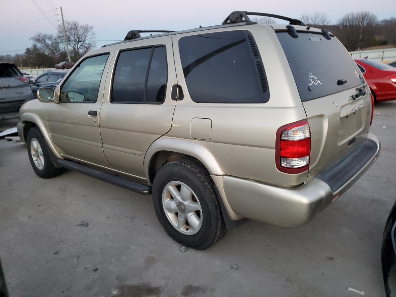 Image 2 of 2000 NISSAN PATHFINDER LE 2000 with VIN JN8AR07S7YW409367