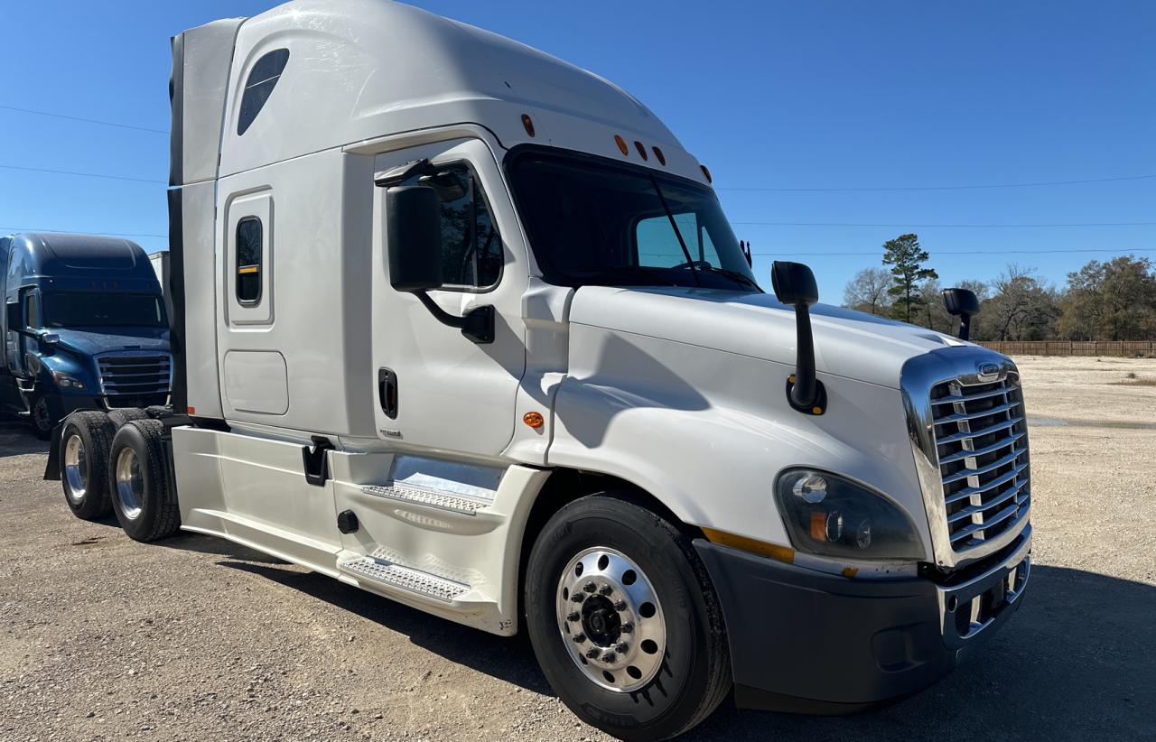 Obraz 2 z 2015 FREIGHTLINER CASCADIA 125  2015 z VIN 3AKJGLD55FSGP4031