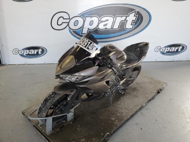 Изображение 2 2021 KAWASAKI EX650 N 2021 с VIN ML5EXEN18MDA36014