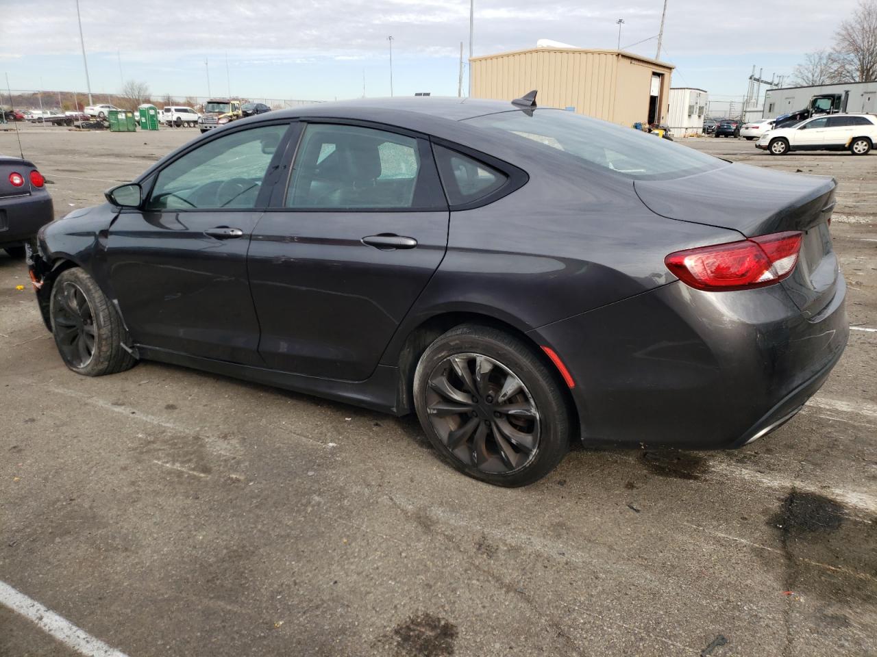Изображение 2 2015 CHRYSLER 200 S 2015 с VIN 1C3CCCBB6FN721590