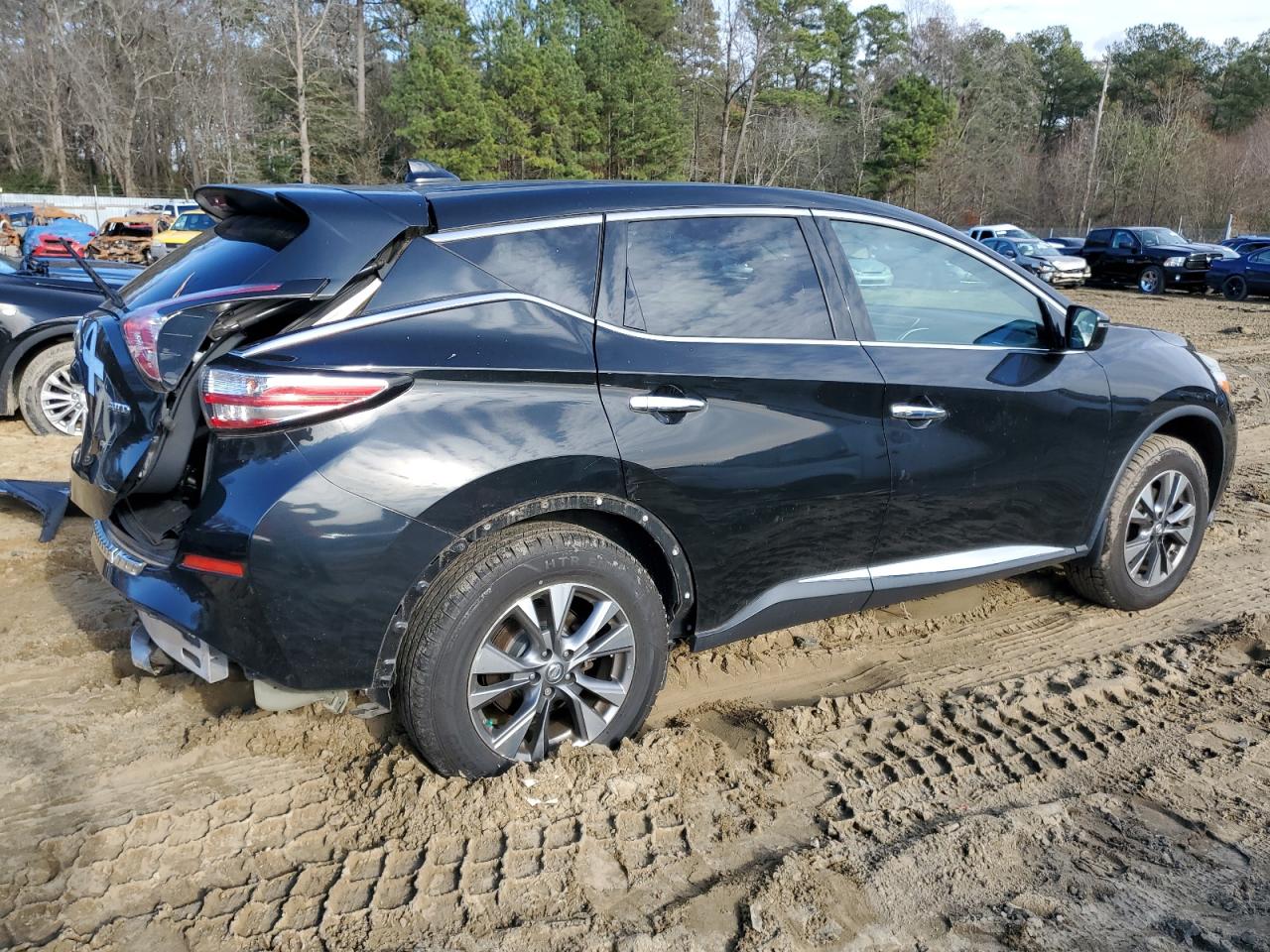 Image 3 of 2017 NISSAN MURANO S 2017 with VIN 5N1AZ2MH0HN150304
