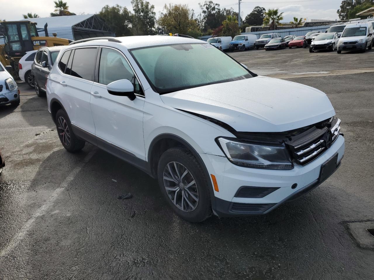 Image 1 of 2020 VOLKSWAGEN TIGUAN SE 2020 with VIN 3VV3B7AX5LM015656