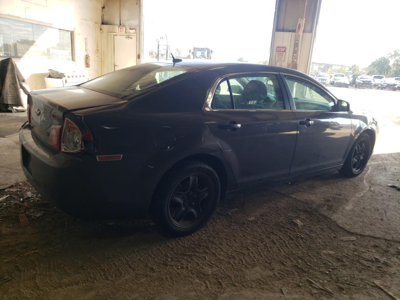 Obraz 3 z 2011 CHEVROLET MALIBU LS 2011 z VIN 1G1ZB5E17BF157064