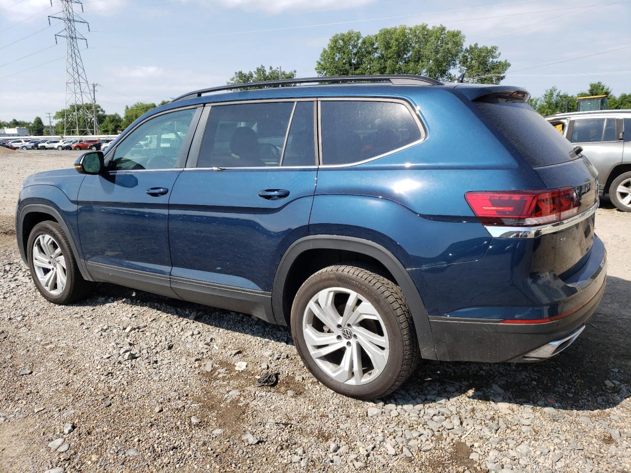 Image 2 of 2022 VOLKSWAGEN ATLAS SE 2022 with VIN 1V2HP2CA9NC511743