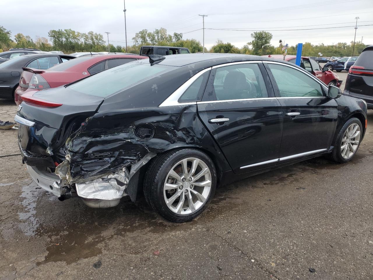Image 3 of 2016 CADILLAC XTS LUXURY COLLECTION 2016 with VIN 2G61N5S36G9136839
