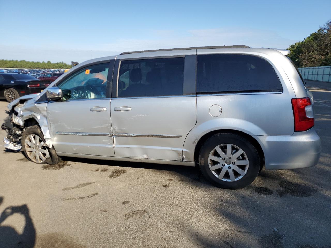 Obraz 2 z 2011 CHRYSLER TOWN & COUNTRY TOURING L 2011 z VIN 2A4RR8DG1BR745071