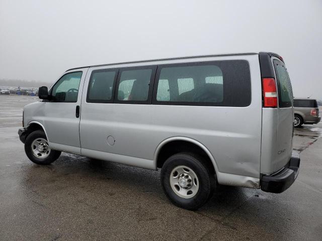 Obraz 2 z 2015 CHEVROLET EXPRESS G2500  2015 z VIN 1GCWGFCF6F1284018