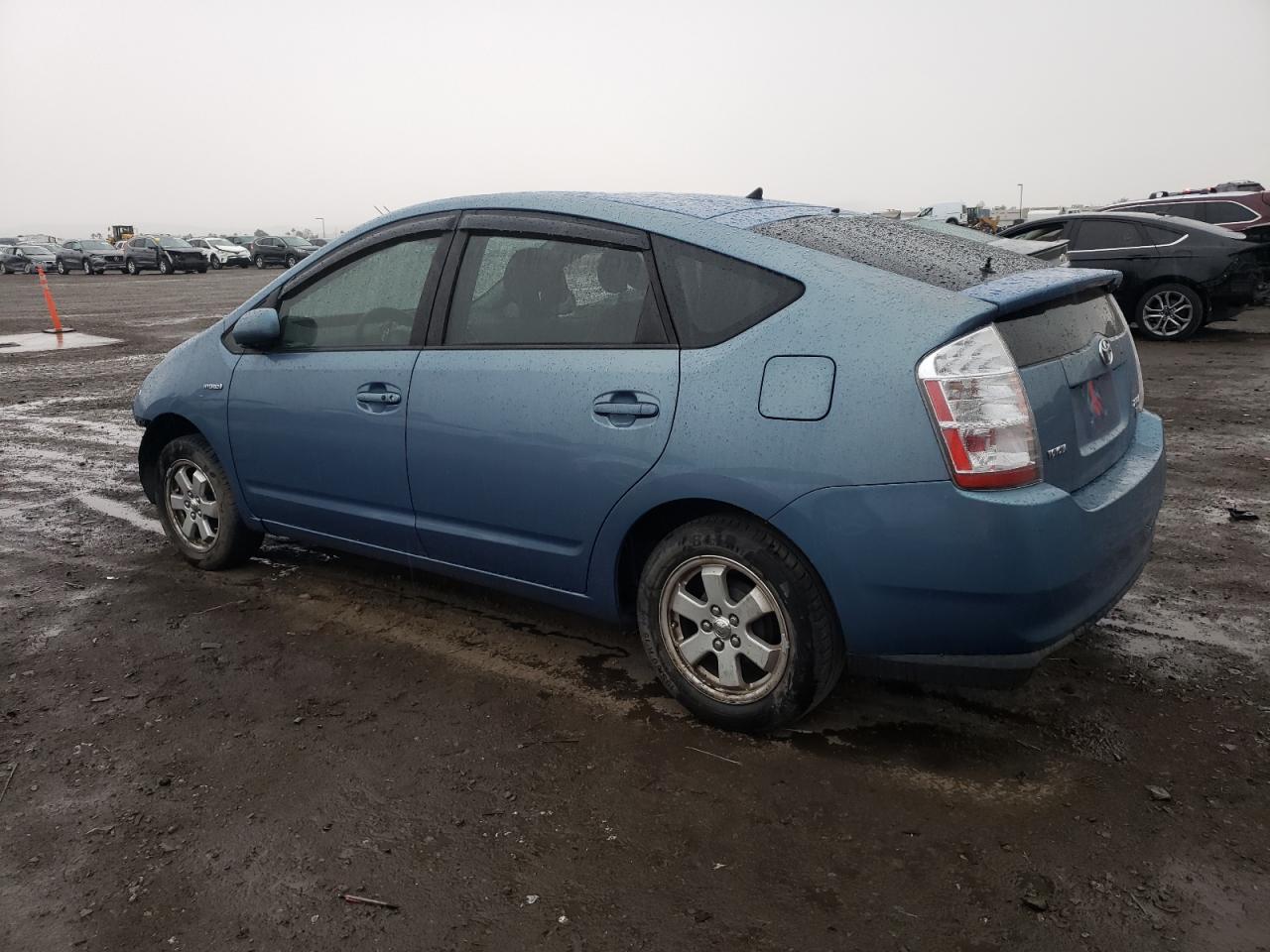 Obraz 2 z 2007 TOYOTA PRIUS  2007 z VIN JTDKB20U177583293