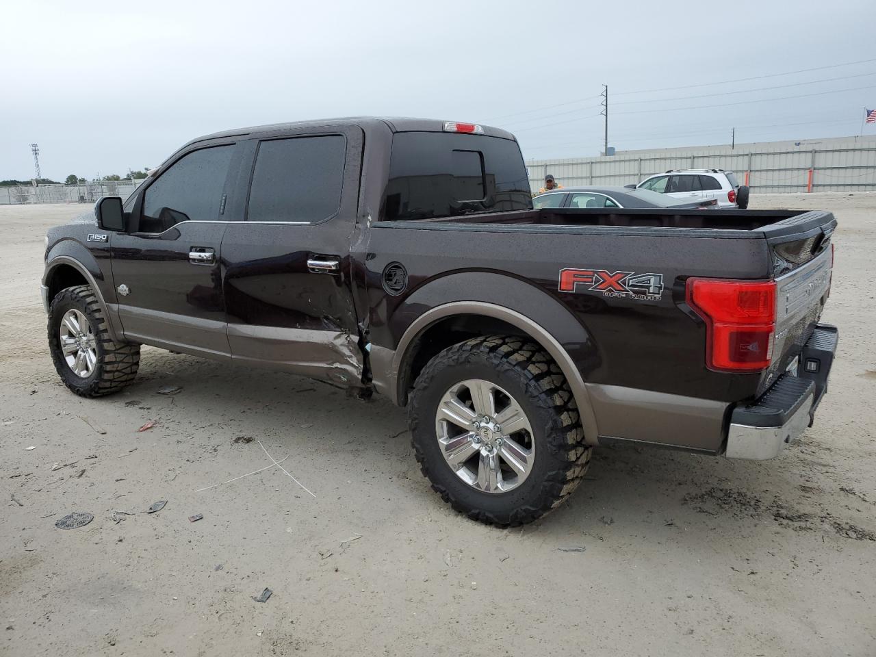 Obraz 2 z 2018 FORD F150 SUPERCREW 2018 z VIN 1FTEW1EGXJFA76825