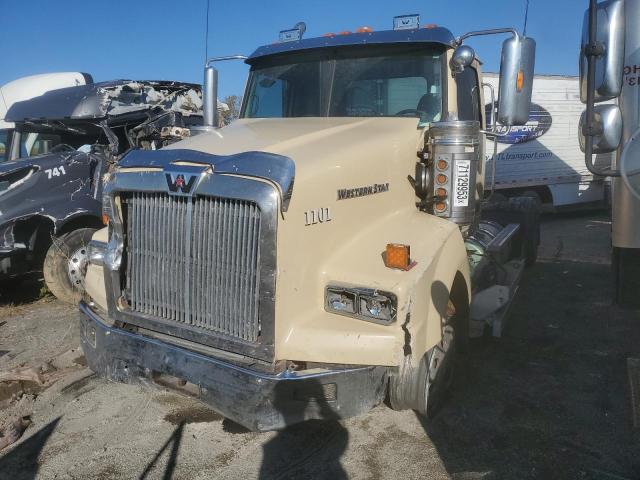 Obraz 2 z 2014 WESTERN STAR/AUTO CAR CONVENTIONAL 4900SA 2014 z VIN 5KJJALDV7EPFW1101