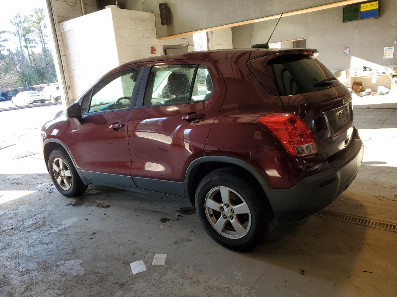 Изображение 2 2016 CHEVROLET TRAX LS 2016 с VIN 3GNCJNSB1GL277511