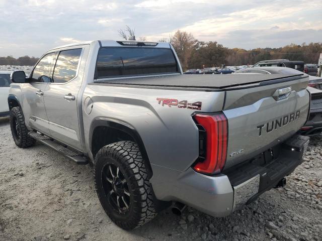 Obraz 2 z 2022 TOYOTA TUNDRA CREWMAX PLATINUM 2022 z VIN 5TFMA5DB7NX004469