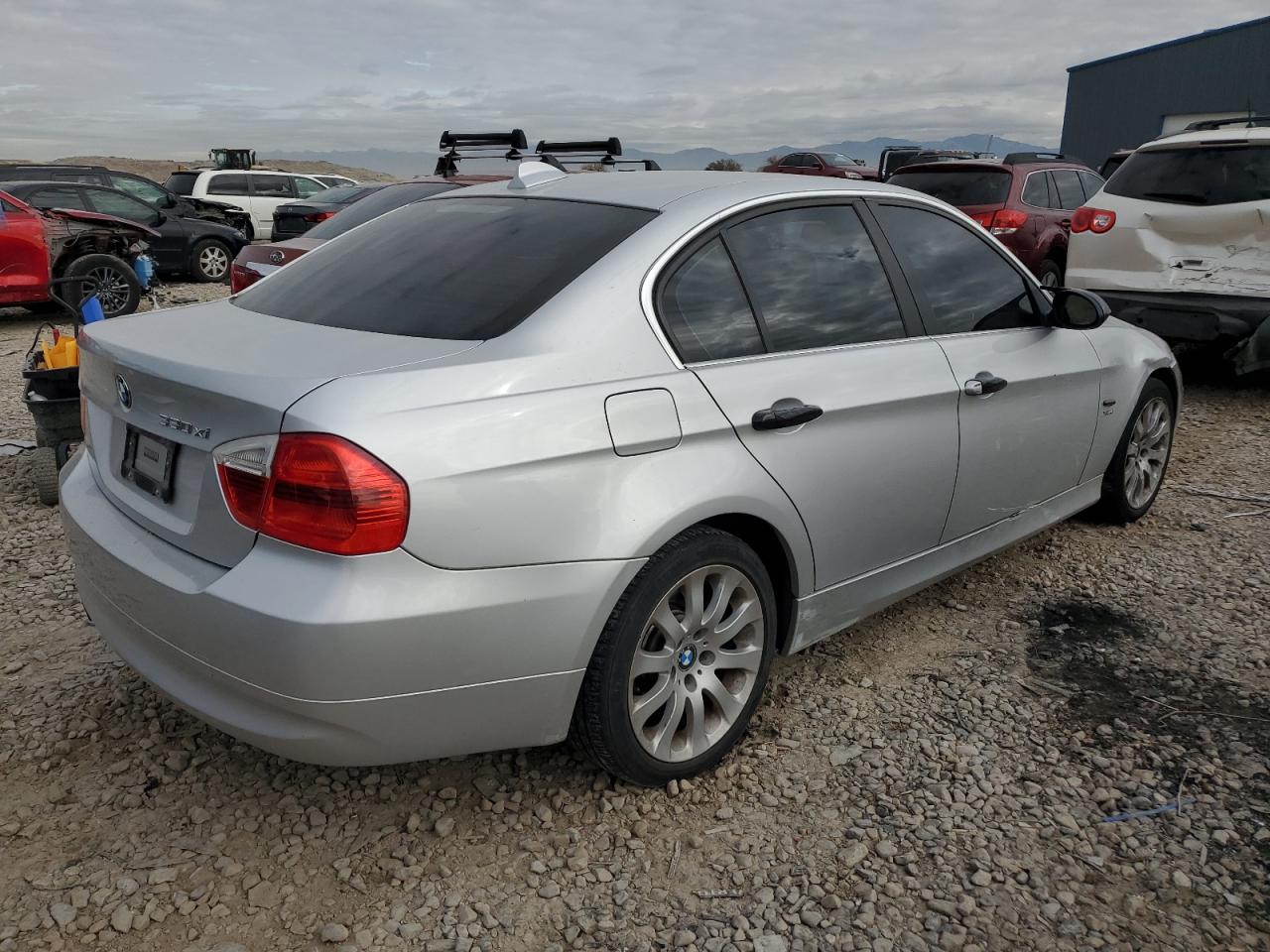Image 3 of 2006 BMW 330 XI 2006 with VIN WBAVD33596KV62394