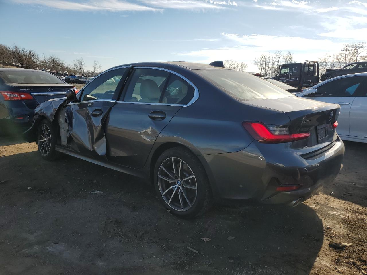 Image 2 of 2020 BMW 330XI  2020 with VIN 3MW5R7J09L8B11382