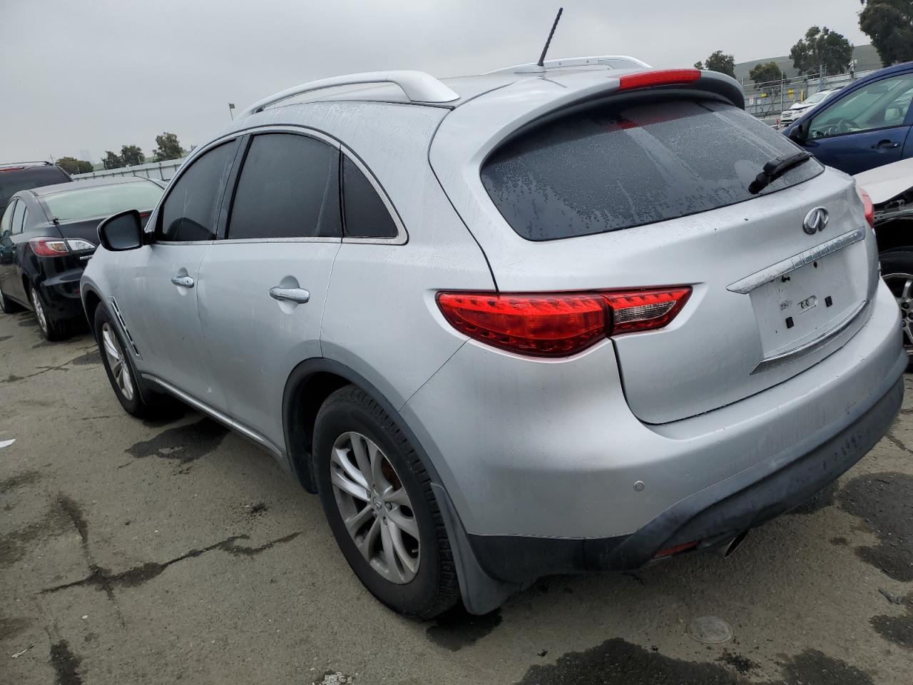 Image 2 of 2013 INFINITI FX37  2013 with VIN JN8CS1MW8DM174199