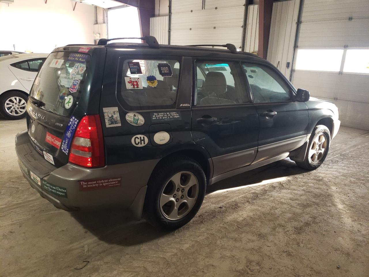 Obraz 3 z 2004 SUBARU FORESTER 2.5XS 2004 z VIN JF1SG65694G765523