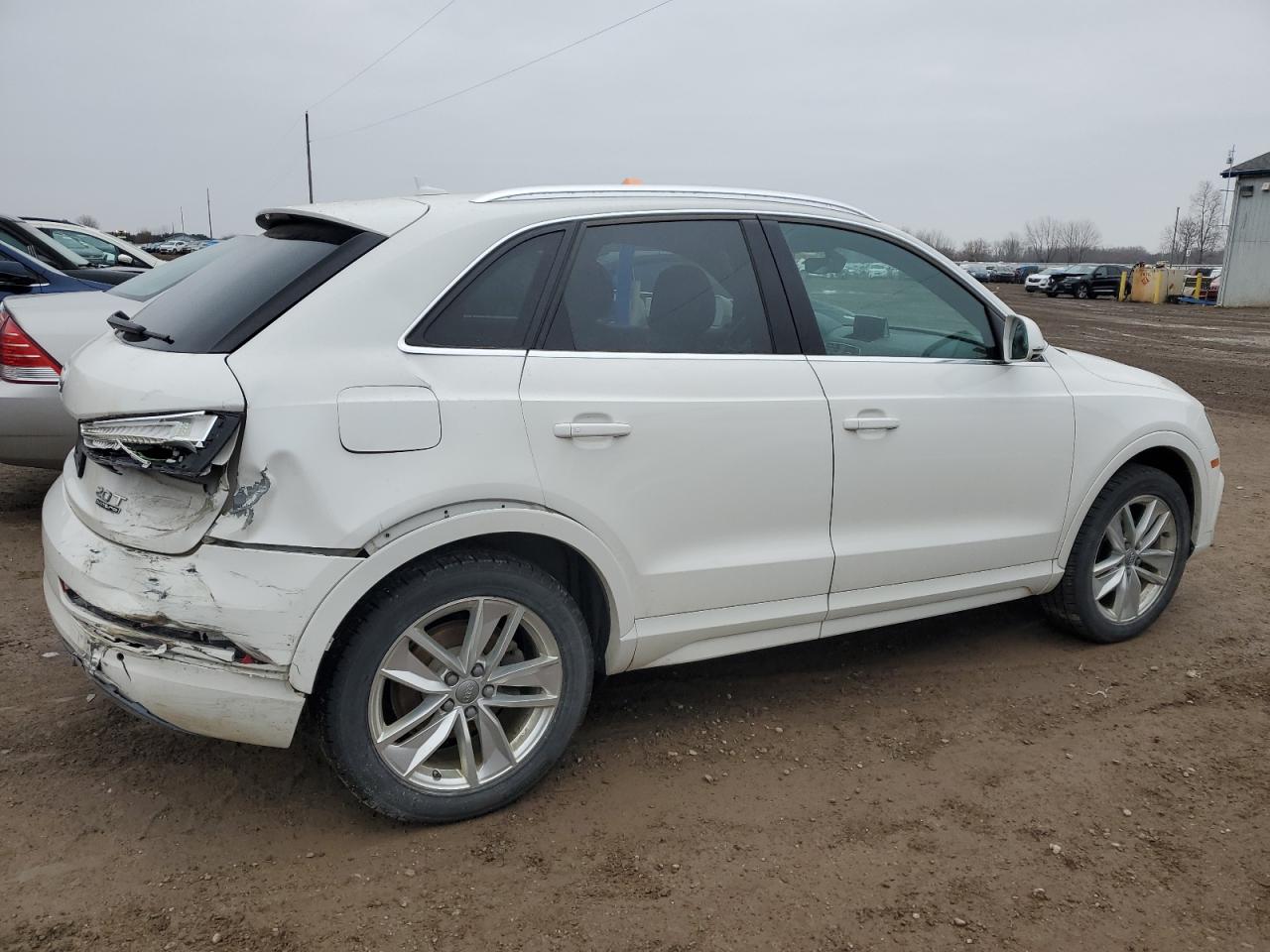 Image 3 of 2016 AUDI Q3 PREMIUM PLUS 2016 with VIN WA1EFCFS1GR012866