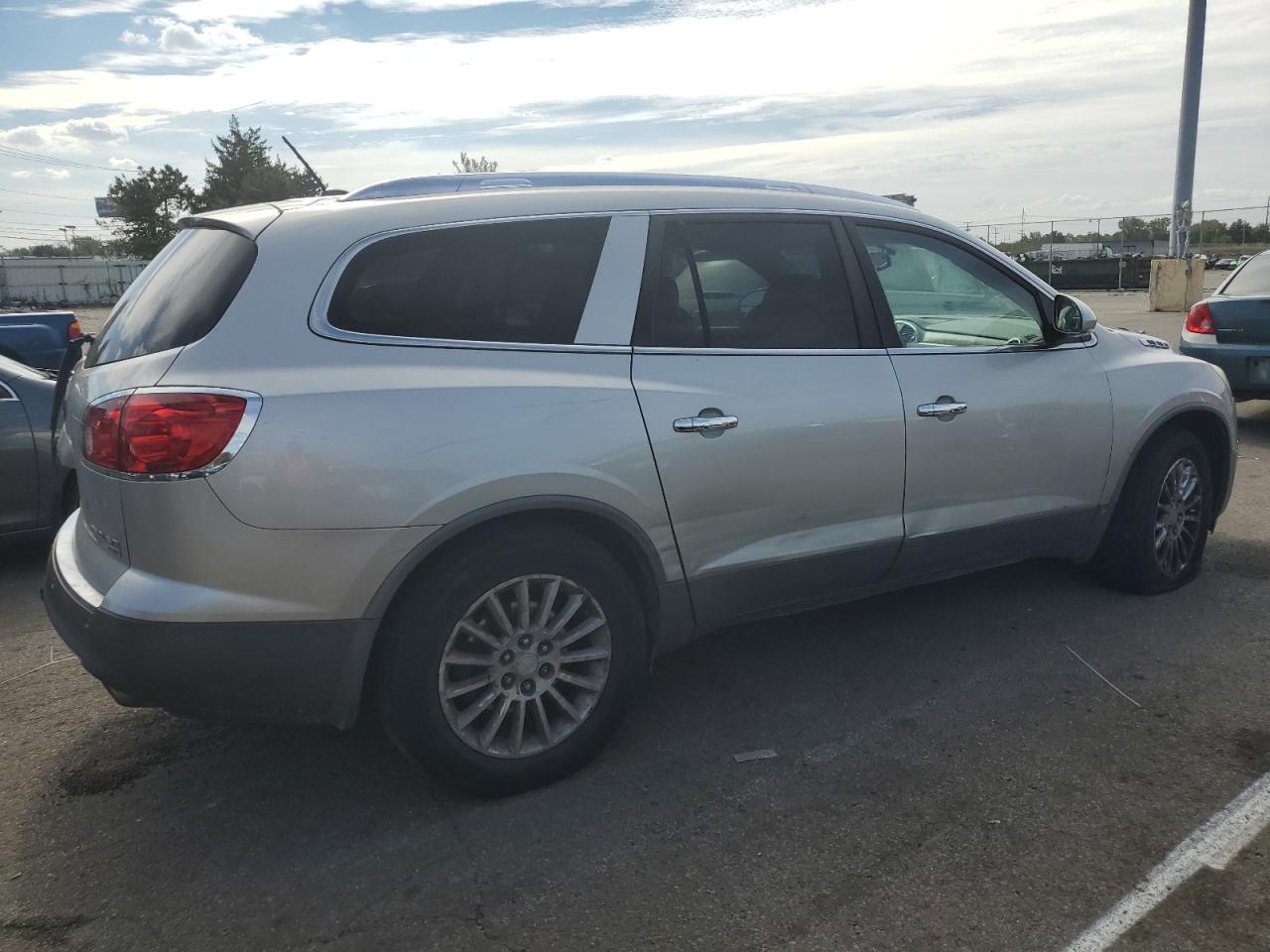 Изображение 3 Buick Enclave Cxl 2008 с VIN 5GAEV23788J106442