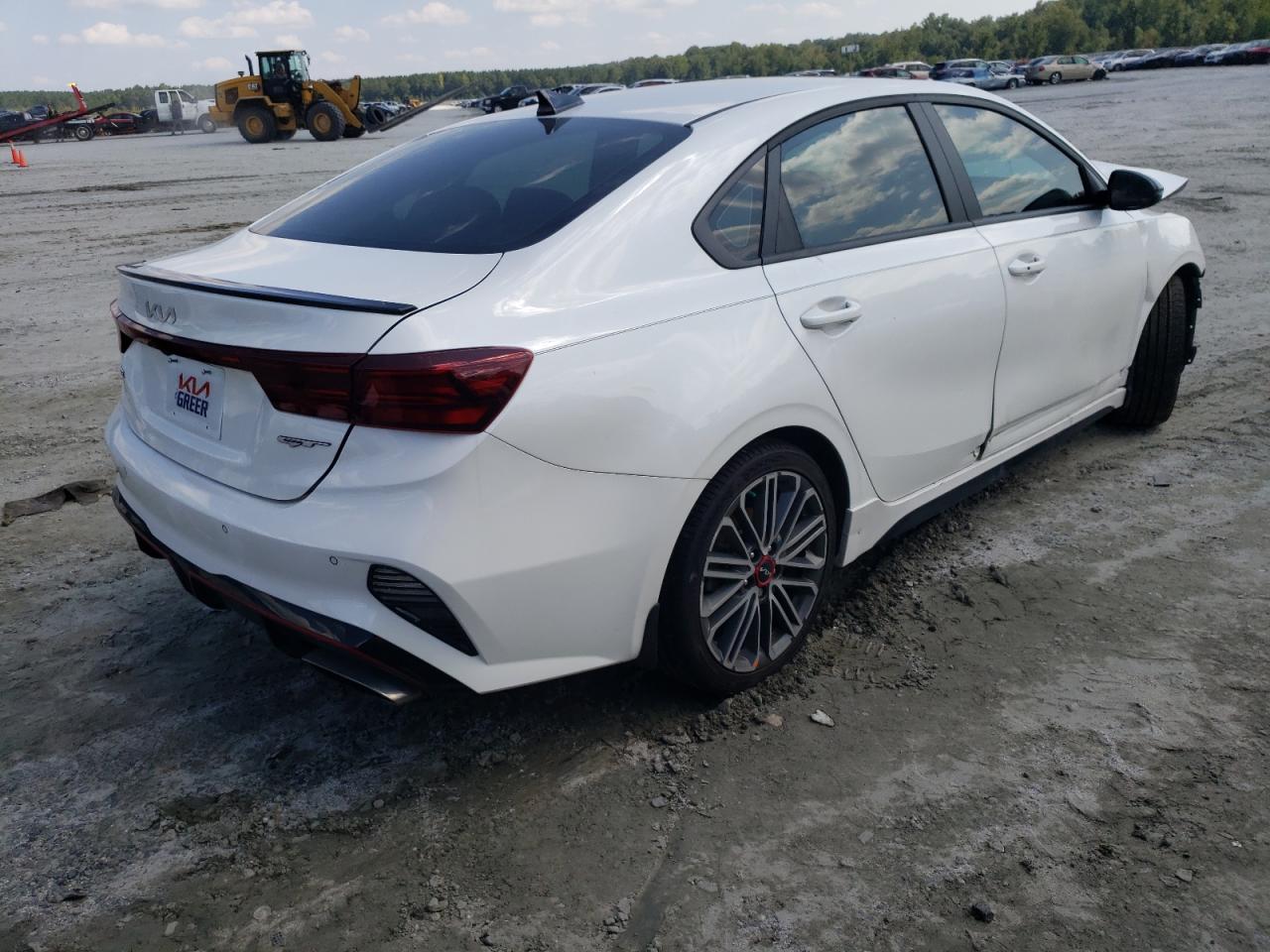 Изображение 3 2023 KIA FORTE GT 2023 с VIN 3KPF44AC6PE534507