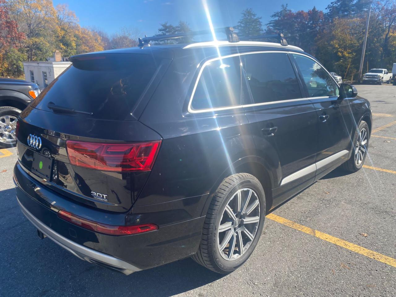 Image 3 of 2017 AUDI Q7 PREMIUM PLUS 2017 with VIN WA1LAAF78HD005465