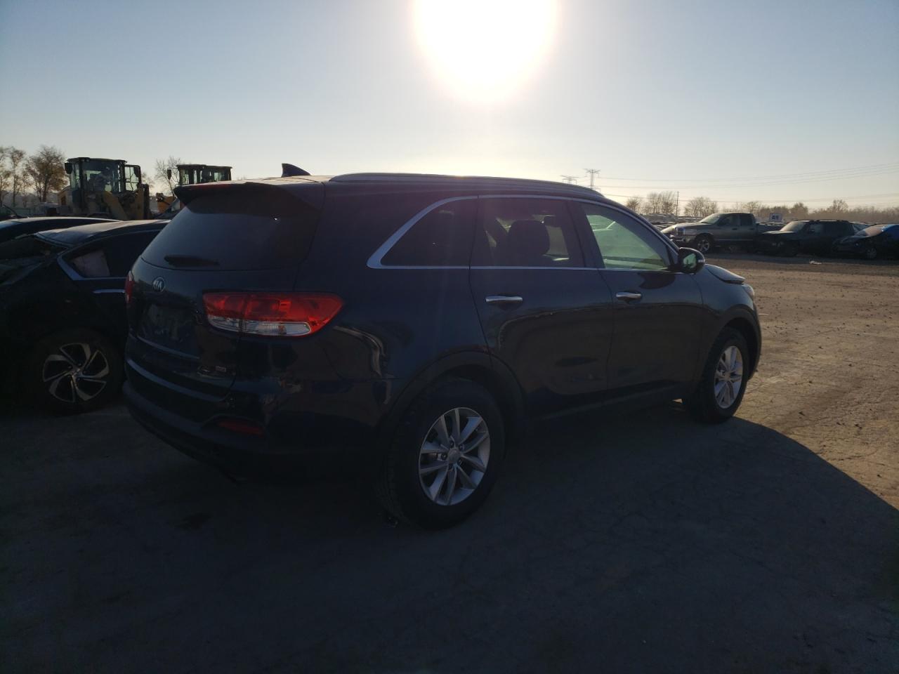 Image 3 of 2016 KIA SORENTO LX 2016 with VIN 5XYPG4A39GG064326