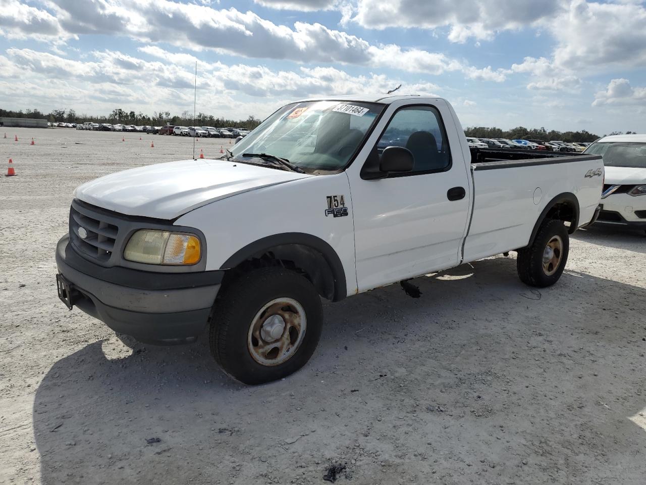 Изображение 1 2002 FORD F150  2002 с VIN 1FTRF182X2NB10061