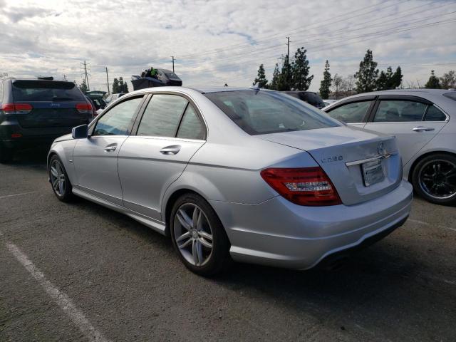 Obraz 2 z 2012 MERCEDES-BENZ C 250 2012 z VIN WDDGF4HB6CA645704