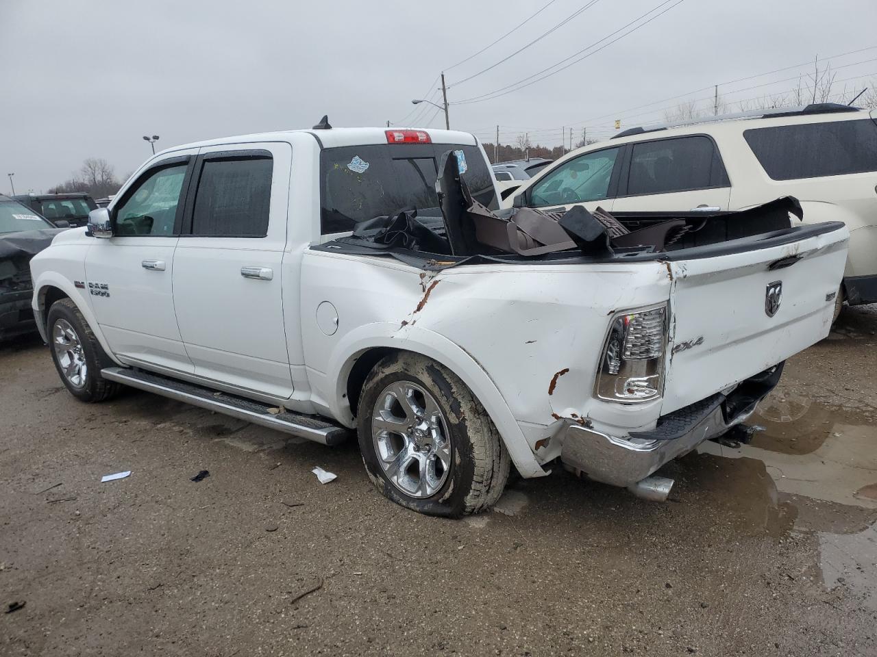Obraz 2 z 2015 RAM 1500 LARAMIE 2015 z VIN 1C6RR7NT1FS644023