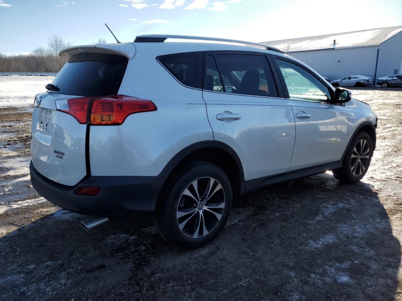 Изображение 3 2015 TOYOTA RAV4 LIMITED 2015 с VIN 2T3DFREV3FW352860