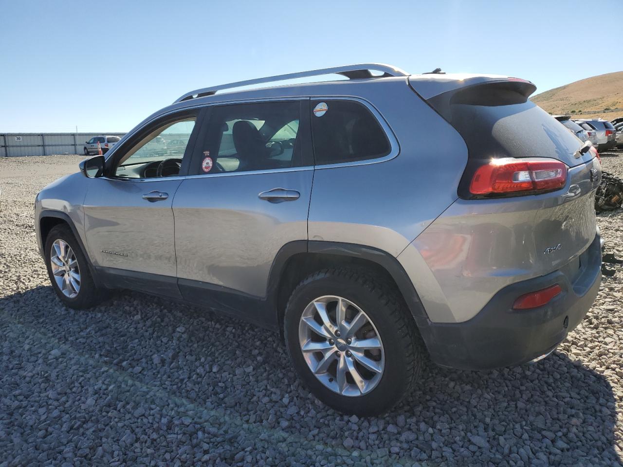 Image 2 of 2015 JEEP CHEROKEE LIMITED 2015 with VIN 1C4PJMDS1FW710674