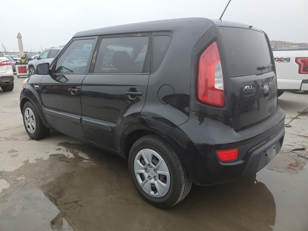 Obraz 2 z 2013 KIA SOUL  2013 z VIN KNDJT2A50D7613234