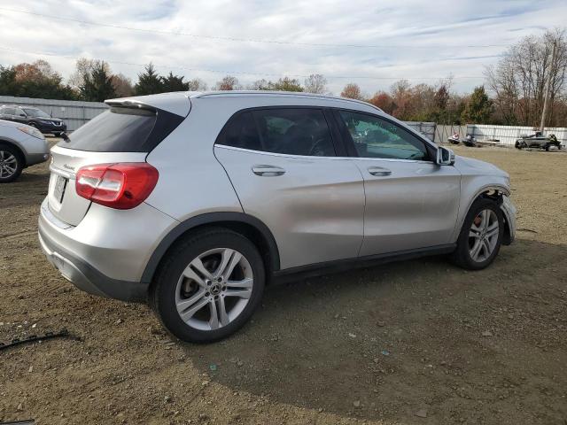 Image 3 of 2018 MERCEDES-BENZ GLA 250 4MATIC 2018 with VIN WDCTG4GB0JJ522544
