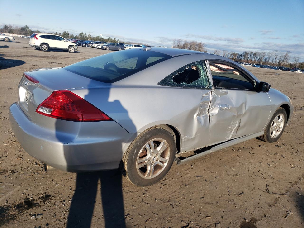 Image 3 of 2006 HONDA ACCORD EX 2006 with VIN 1HGCM72666A002786