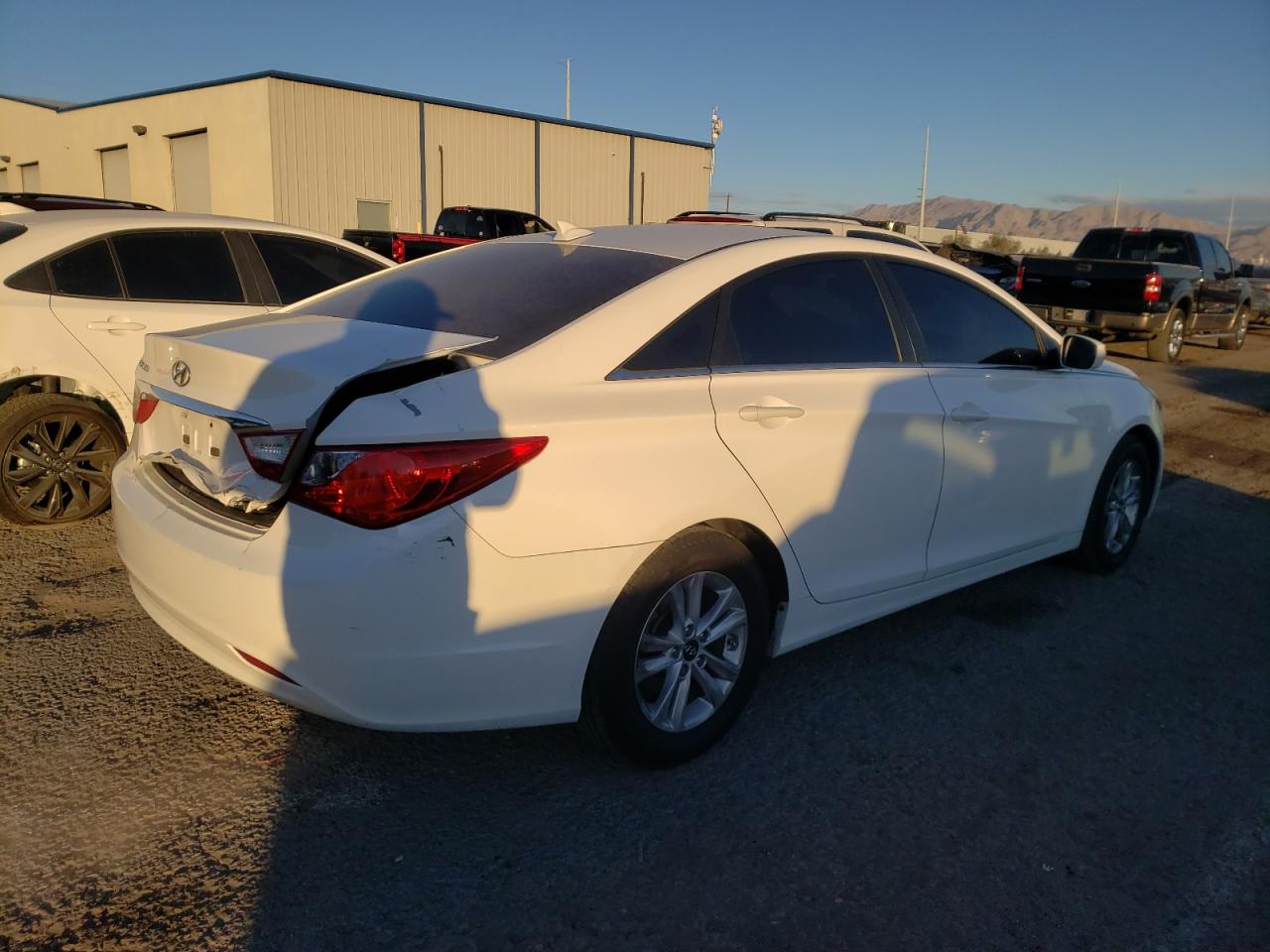 Obraz 3 z 2013 HYUNDAI SONATA GLS 2013 z VIN 5NPEB4AC0DH729544