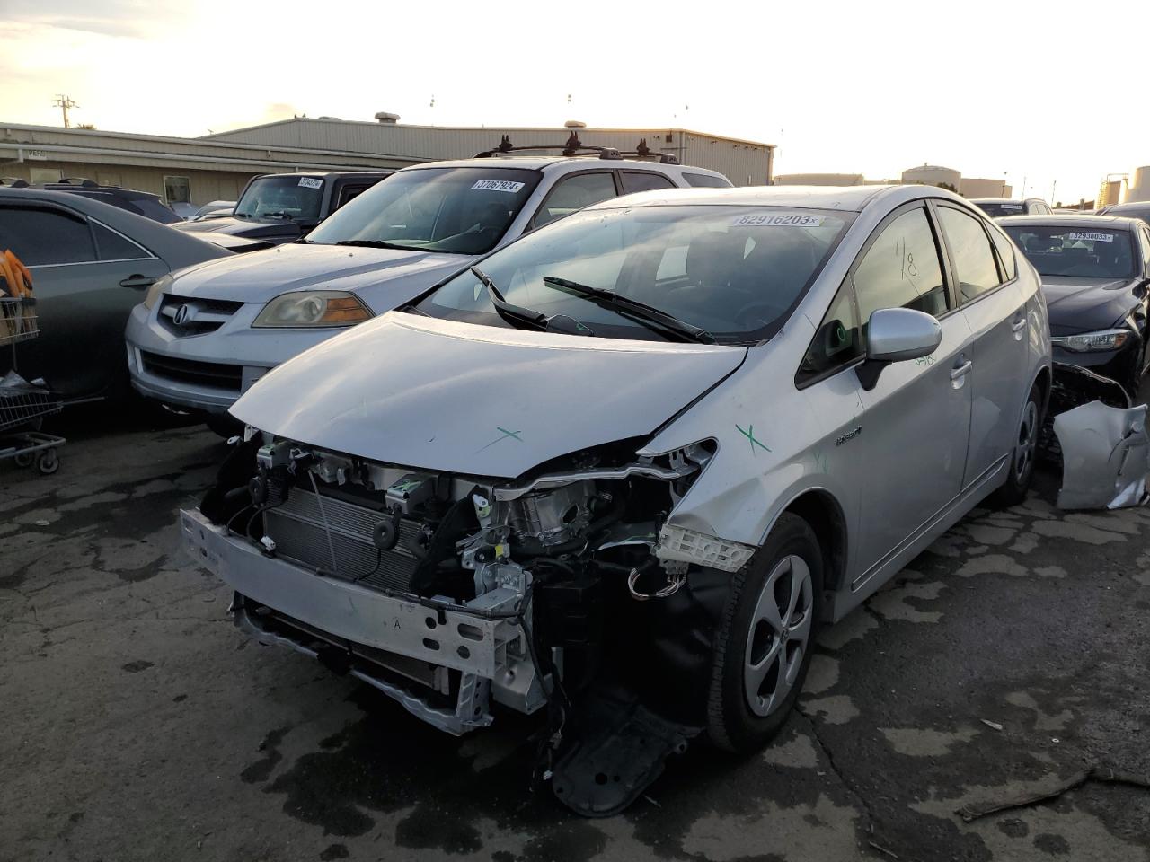 Image 1 of 2015 TOYOTA PRIUS  2015 with VIN JTDKN3DU3F1910057