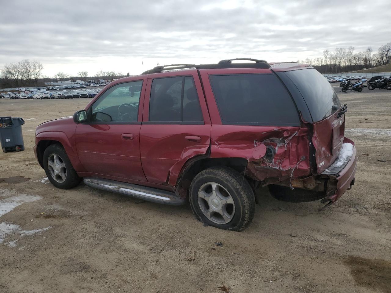 Image 2 of 2006 CHEVROLET TRAILBLAZER LS 2006 with VIN 1GNDT13S962205882